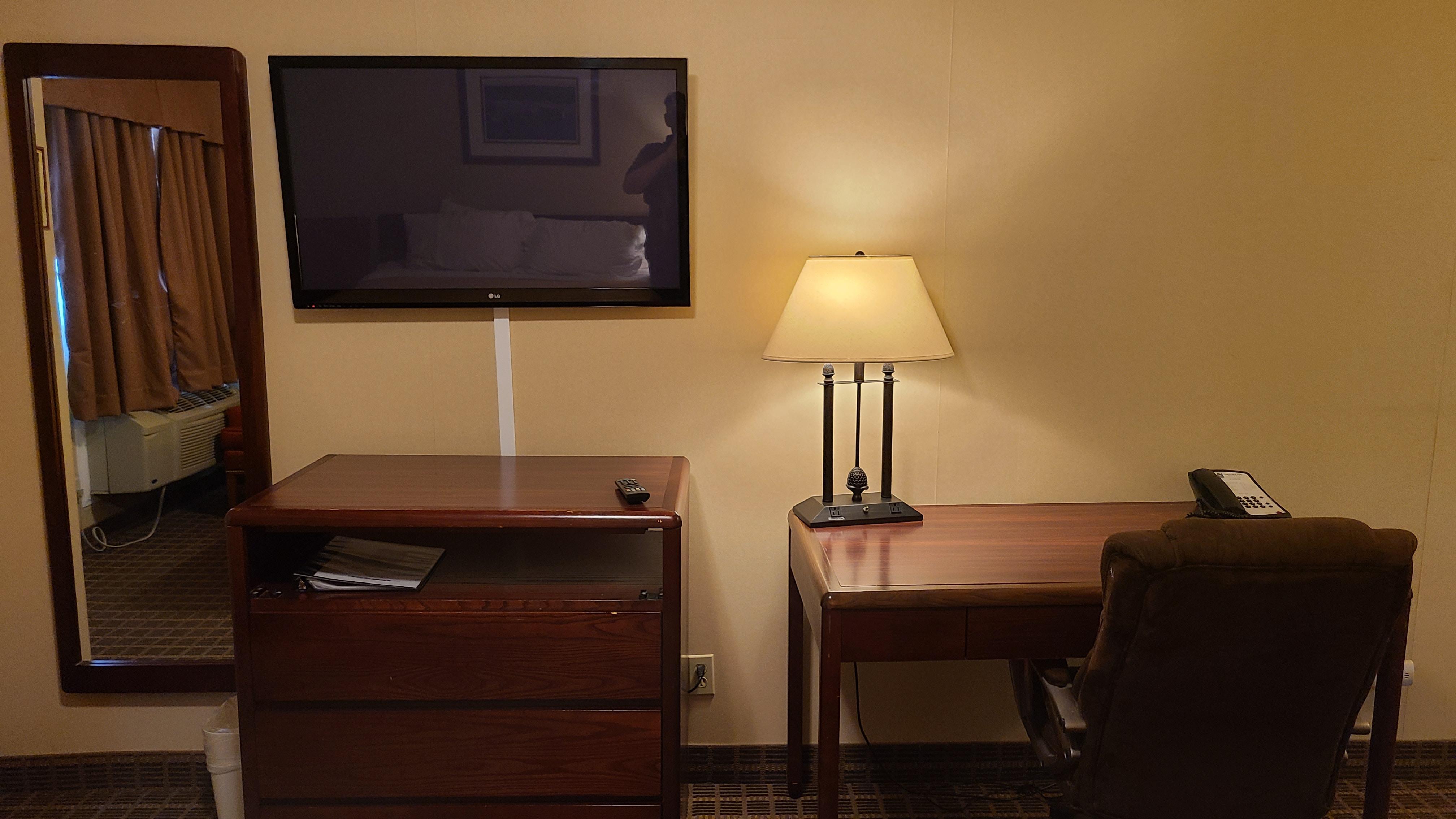 Quality Inn & Suites 1000 Islands Gananoque Esterno foto